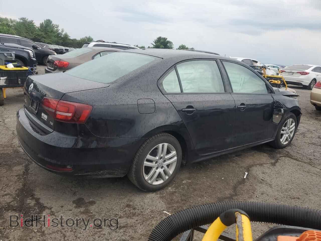2018 VOLKSWAGEN JETTA - VIN: 3VW2B7AJ4JM208042 - Фото 3