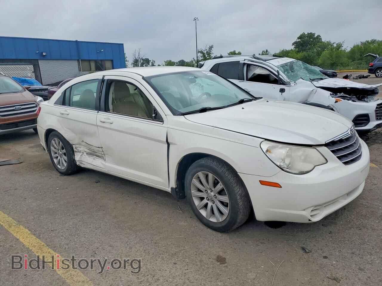 2010 CHRYSLER SEBRING - VIN: 1C3CC5FB0AN174024 - Фото 4