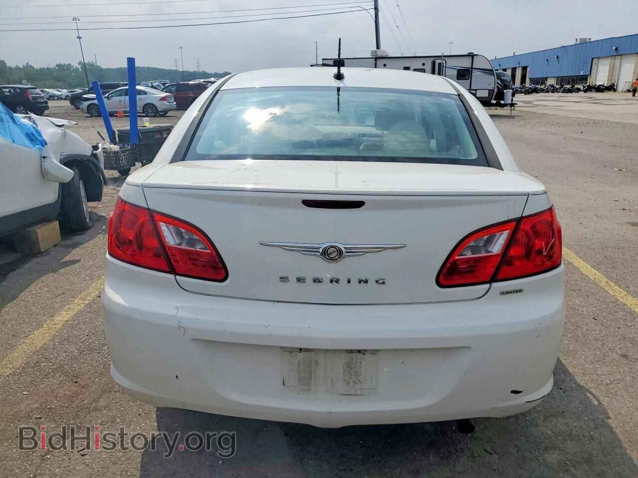 2010 CHRYSLER SEBRING - VIN: 1C3CC5FB0AN174024 - Фото 6