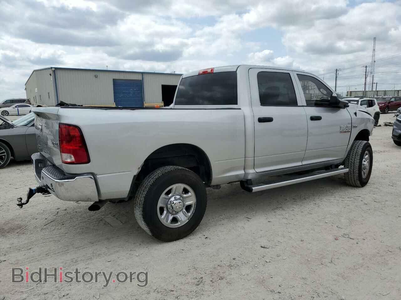 2014 RAM All Models - VIN: 3C6UR5CJ4EG252384 - Фото 3