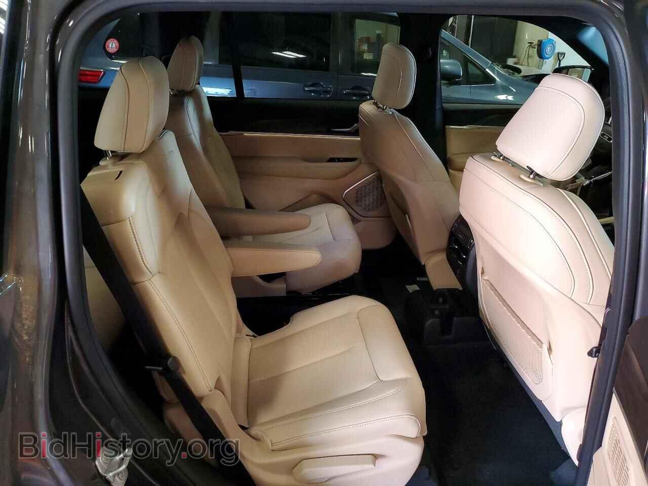 2026 JEEP CHEROKEE - VIN: 1C4RJKBRXT8564403 - Photo 11