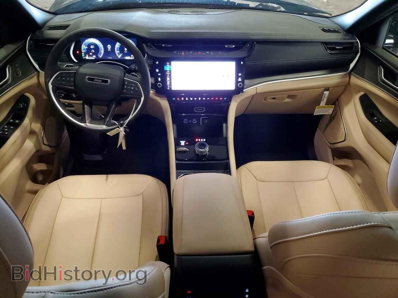 2026 JEEP CHEROKEE - VIN: 1C4RJKBRXT8564403 - Photo 8