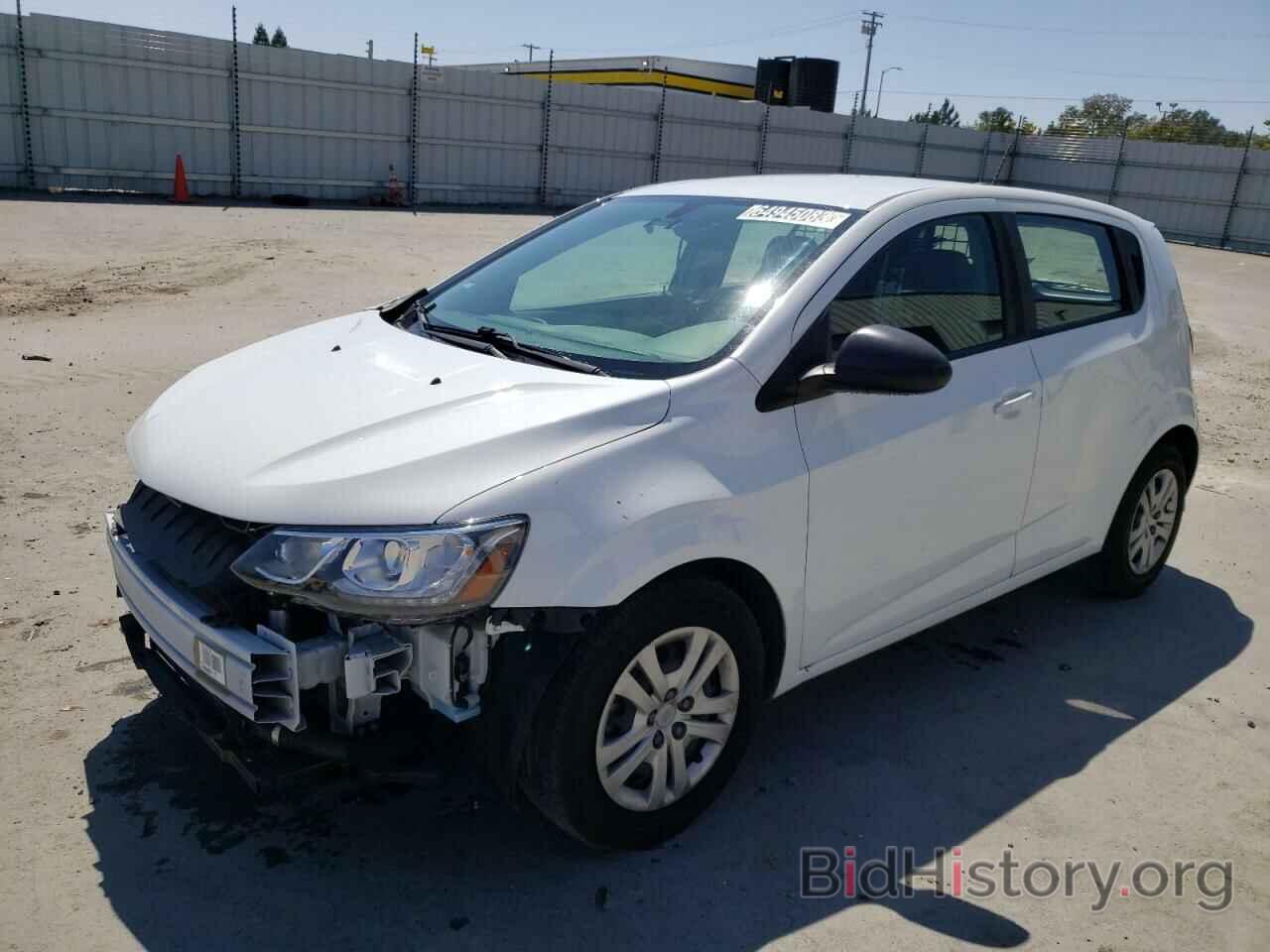 Photo 1G1JG6SBXL4135820 - CHEVROLET SONIC 2020