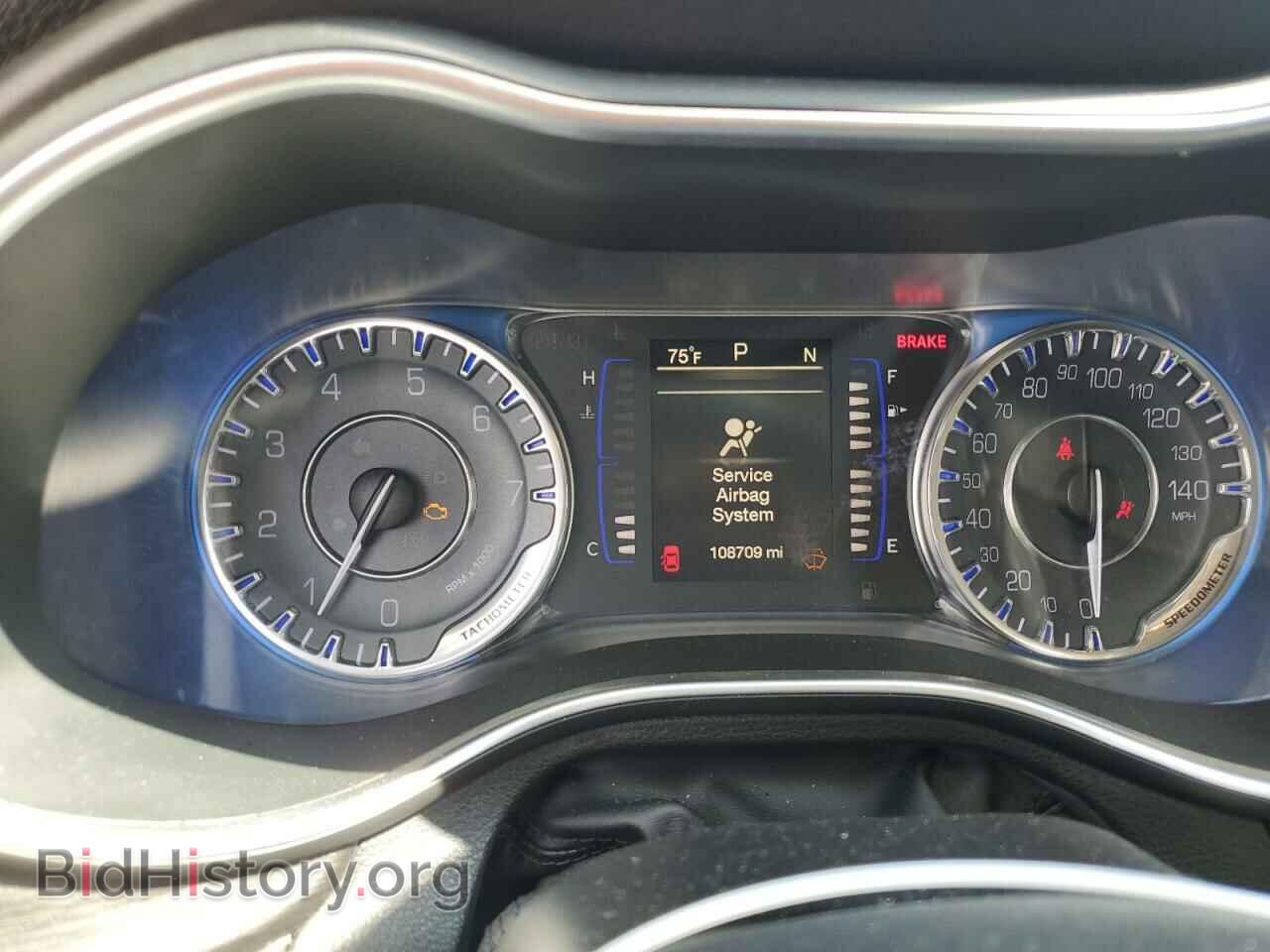 2016 CHRYSLER 200 - VIN: 1C3CCCAB1GN106786 - Фото 9