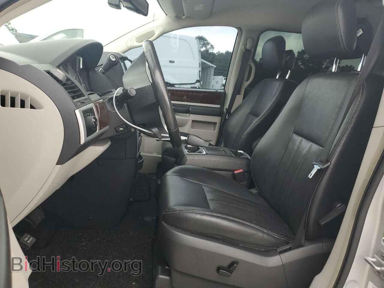 2010 CHRYSLER MINIVAN - VIN: 2A4RR8D11AR423119 - Фото 7
