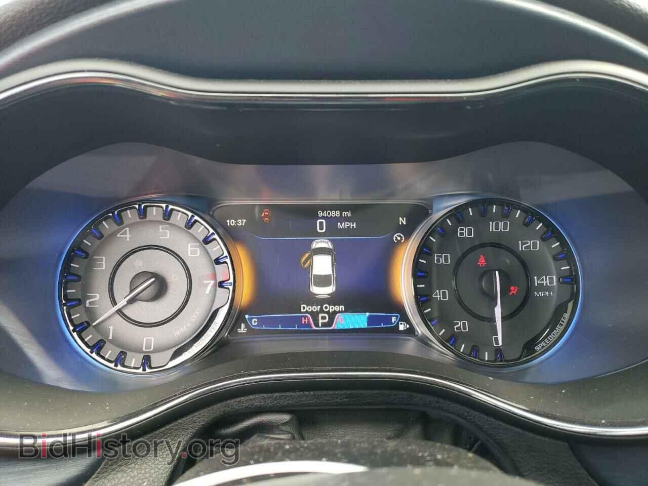 2015 CHRYSLER 200 - VIN: 1C3CCCDG8FN736519 - Фото 9