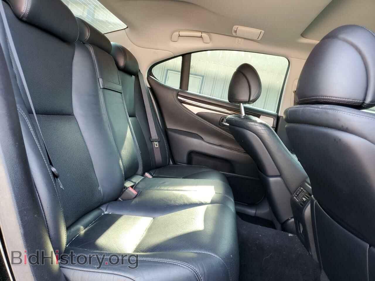 2014 LEXUS LS460 - VIN: JTHBL5EF1E5125656 - Photo 10