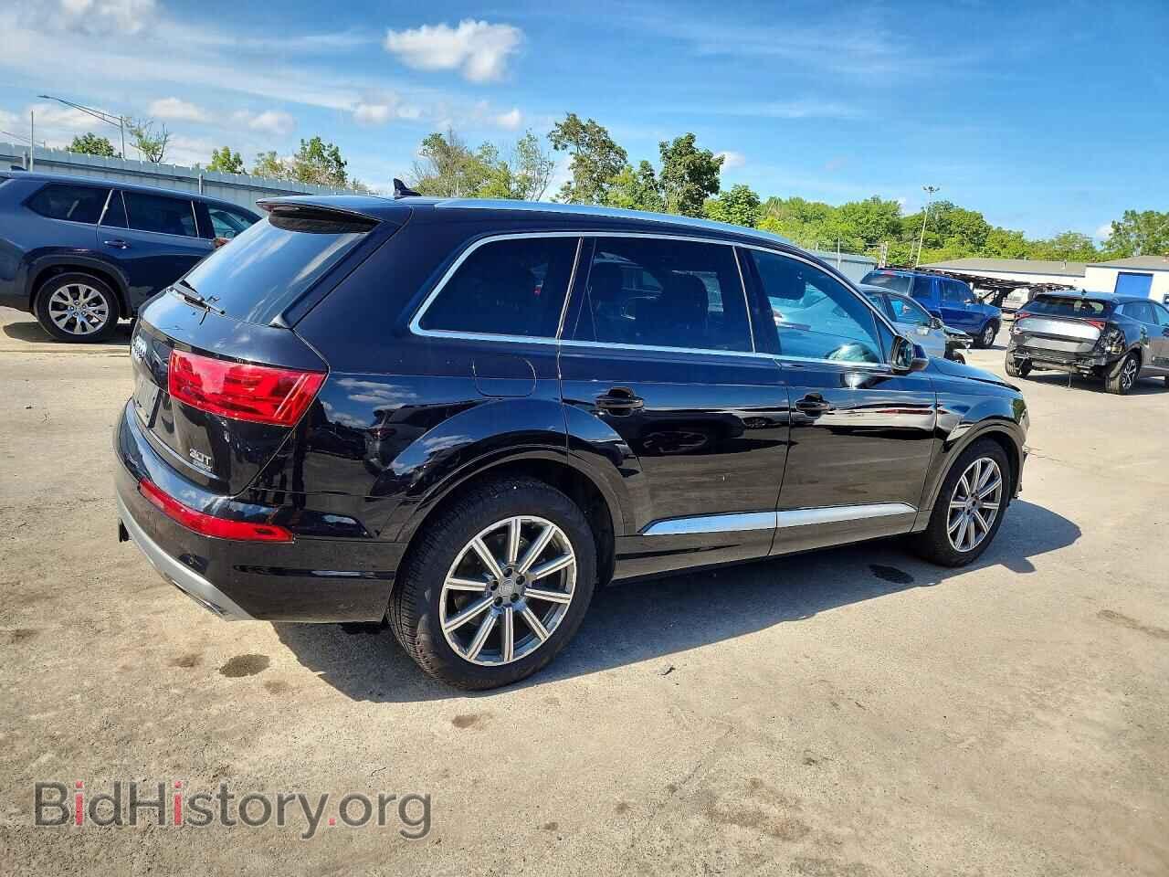 2018 AUDI Q7 - VIN: WA1VAAF7XJD050941 - Фото 3