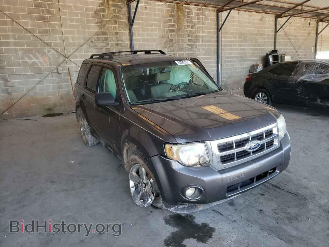 Фотография 1FMCU0DG2BKA78517 - FORD ESCAPE 2011