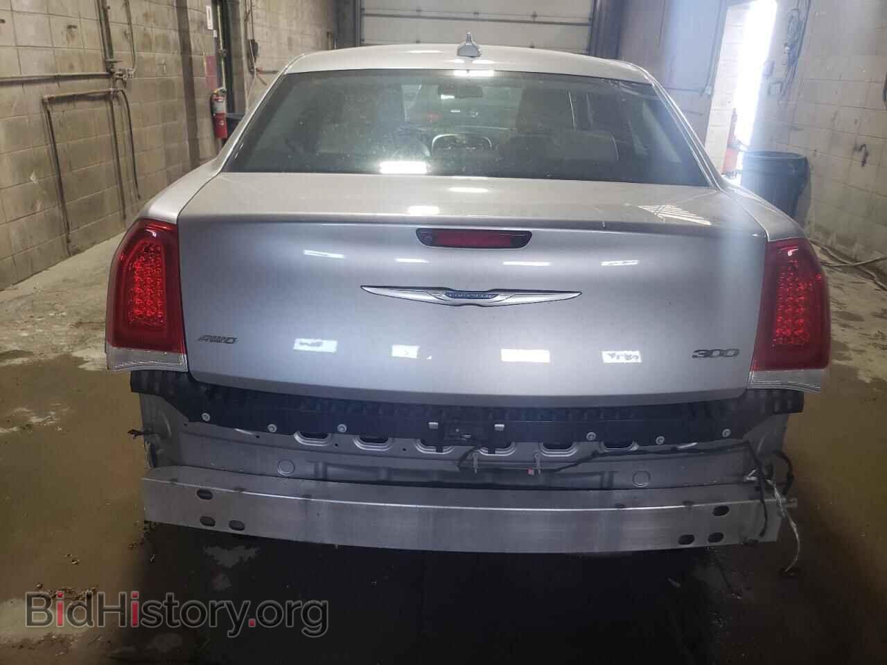 2017 CHRYSLER 300 - VIN: 2C3CCARG3HH588210 - Фото 6