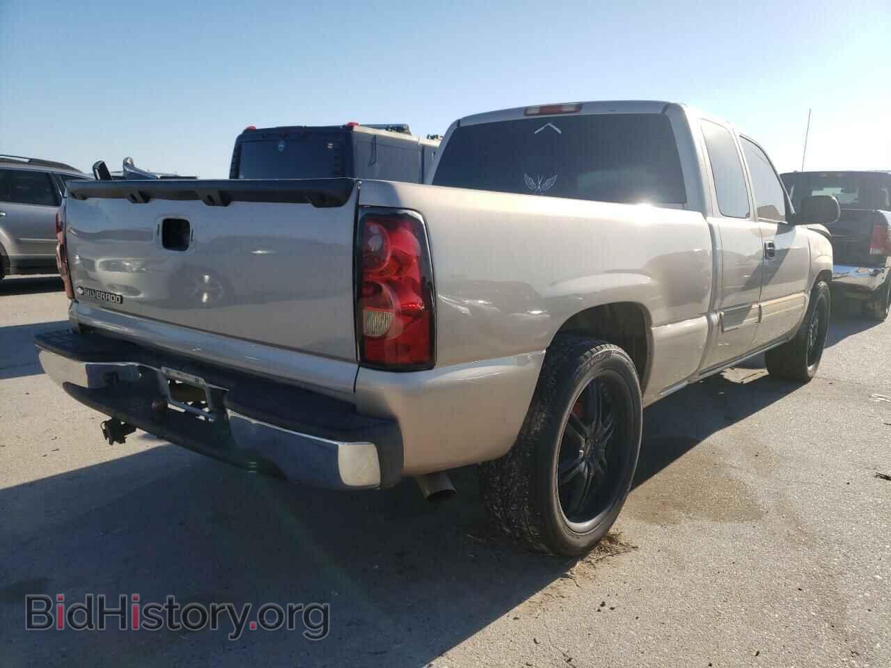 2006 CHEVROLET SILVERADO - VIN: 2GCEC19V761310001 - Фото 4