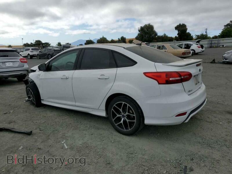 2015 Ford FOCUS (VIN 1FADP3FE7FL361739) — фото 2 из 12