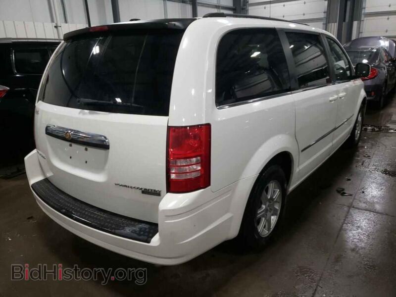 2010 Chrysler MINIVAN (VIN 2A4RR5D19AR221918) — photo 4 of 10