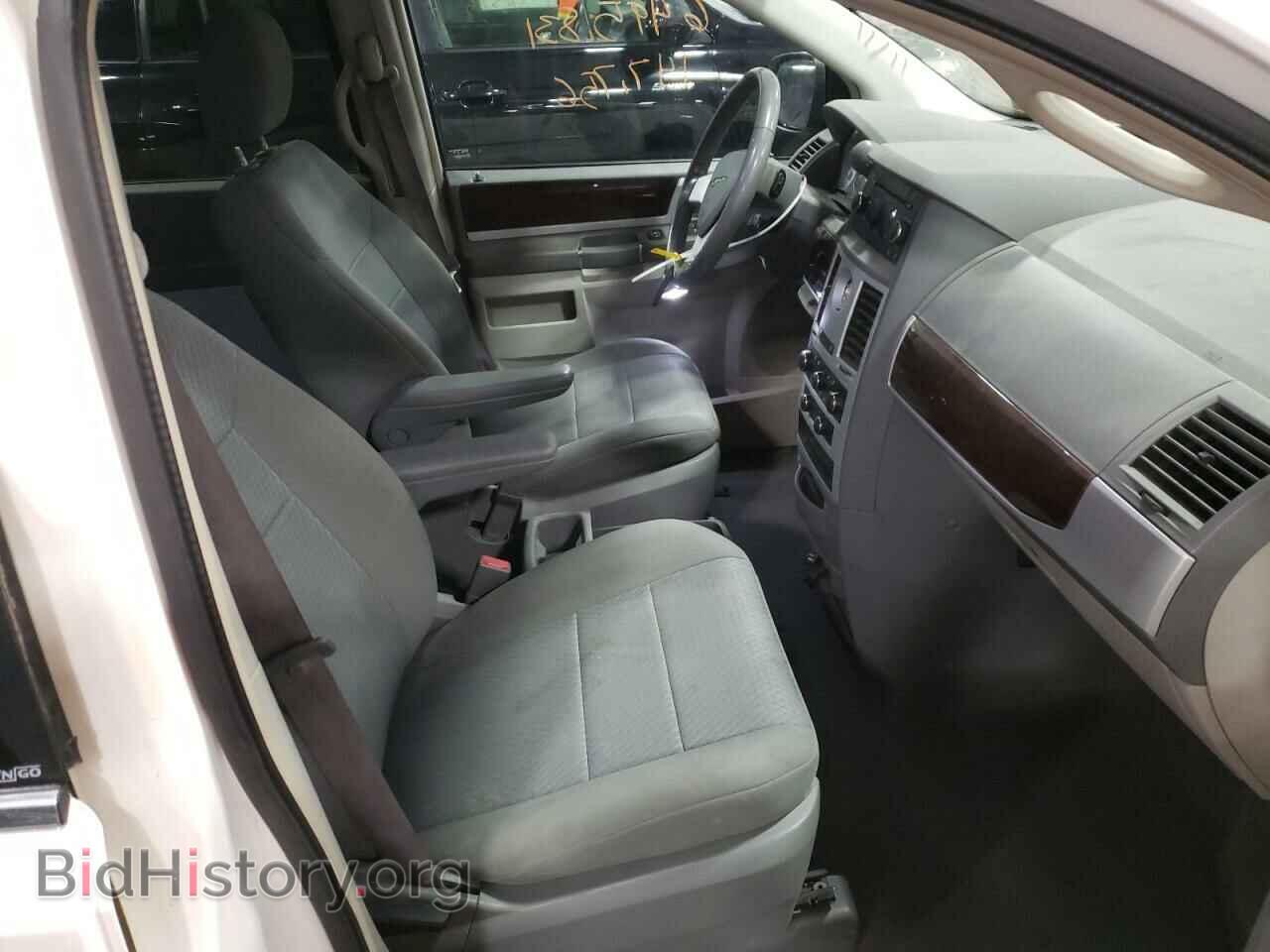 2010 CHRYSLER MINIVAN - VIN: 2A4RR5D19AR221918 - Фото 5