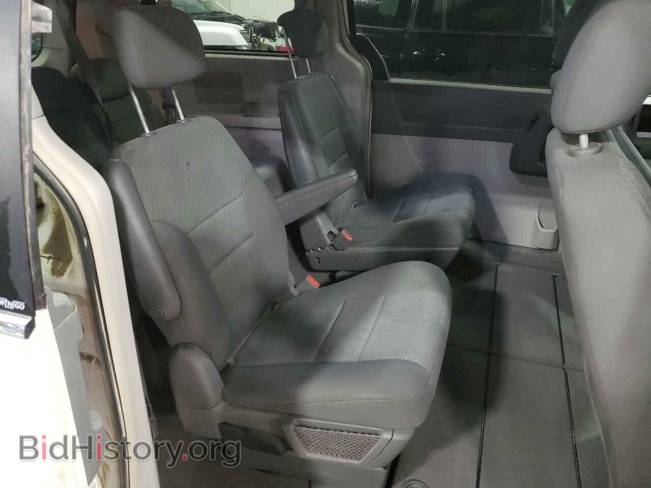 2010 CHRYSLER MINIVAN - VIN: 2A4RR5D19AR221918 - Фото 6