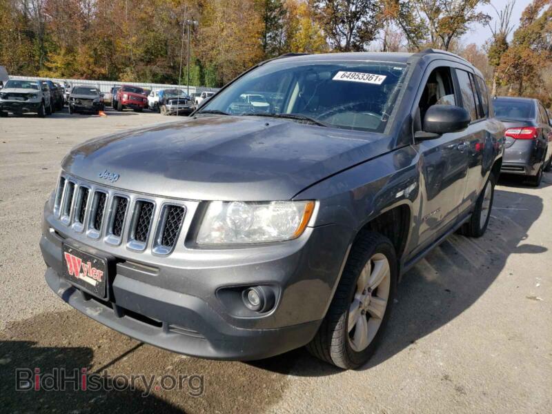 2011 Jeep COMPASS (VIN 1J4NF1FBXBD197820) — photo 2 of 10