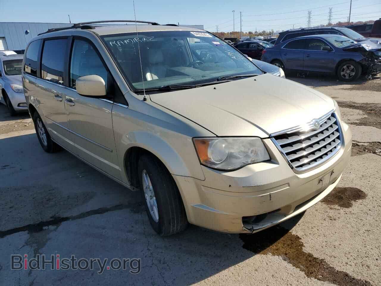 Photo 2A4RR8DXXAR368402 - CHRYSLER MINIVAN 2010