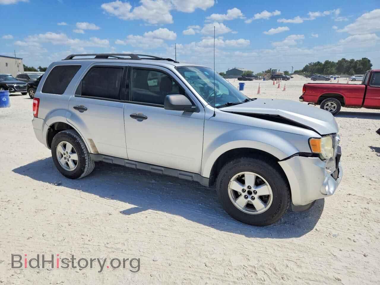 2011 FORD ESCAPE - VIN: 1FMCU0D78BKA80952 - Photo 4