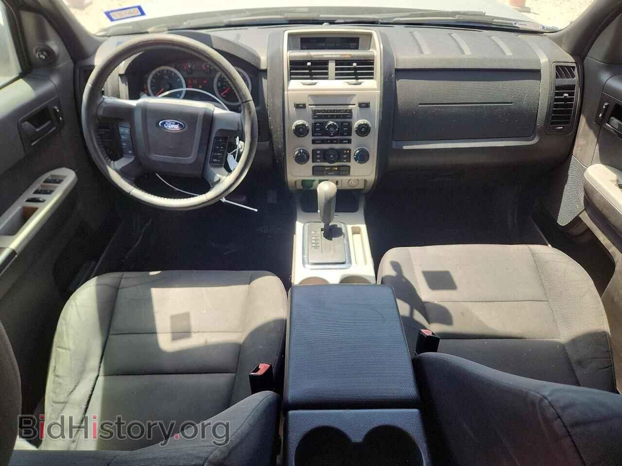 2011 FORD ESCAPE - VIN: 1FMCU0D78BKA80952 - Photo 8