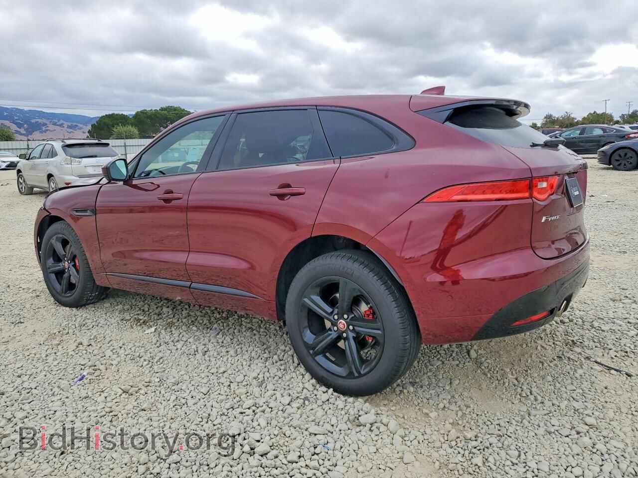 2017 JAGUAR F-PACE - VIN: SADCM2BVXHA076020 - Photo 2