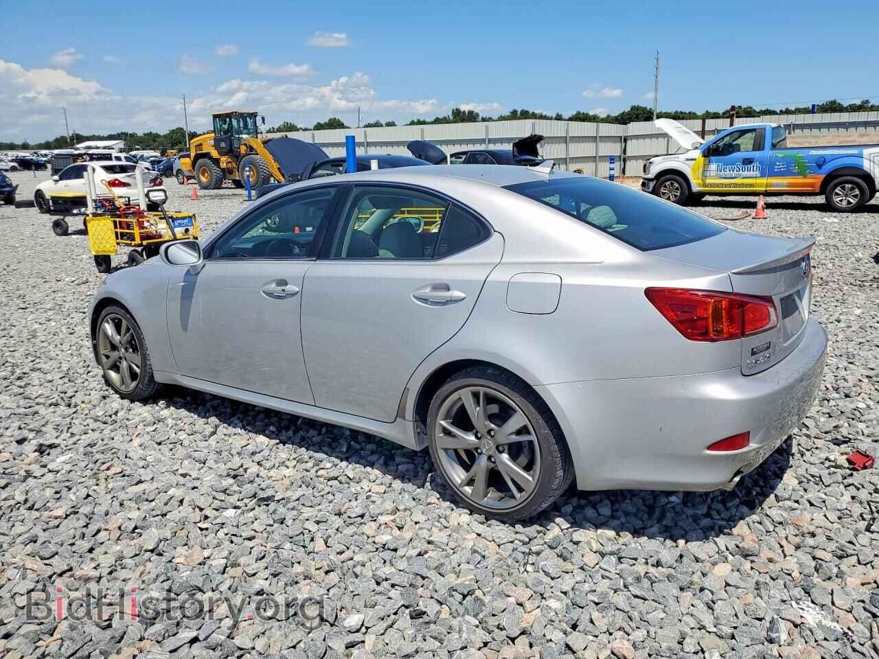 2010 LEXUS IS - VIN: JTHBF5C28A5117958 - Photo 2