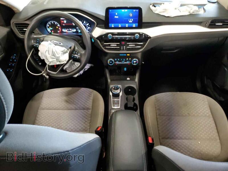 2020 Ford ESCAPE (VIN 1FMCU0G67LUA85942) — photo 8 of 15