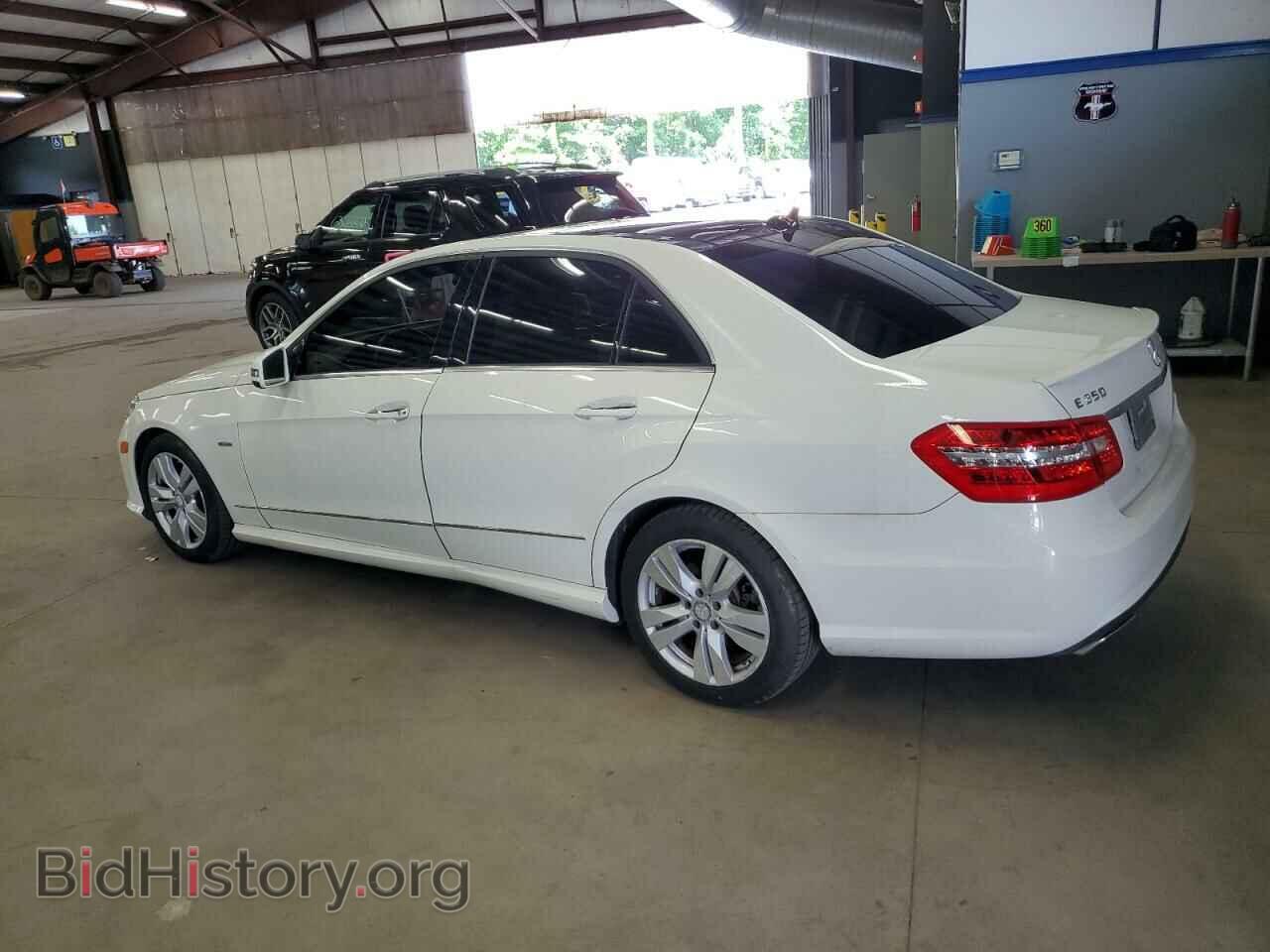 2012 MERCEDES-BENZ E-CLASS - VIN: WDDHF2EB2CA565359 - Фото 2