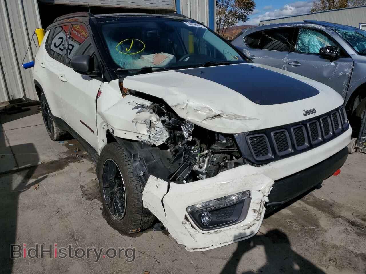 Фотография 3C4NJDDB8JT150898 - JEEP COMPASS 2018