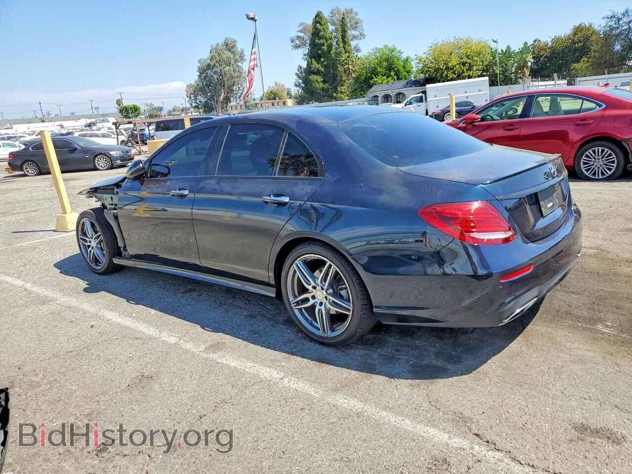 2017 MERCEDES-BENZ E-CLASS - VIN: WDDZF4JB4HA042583 - Фото 2
