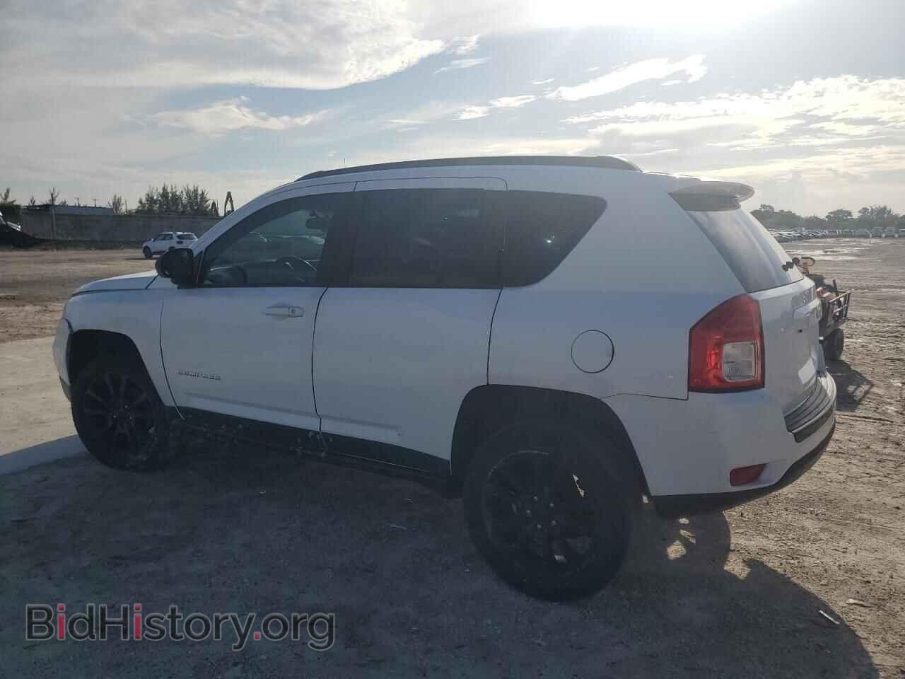 2013 JEEP COMPASS - VIN: 1C4NJCEB0DD167701 - Фото 2