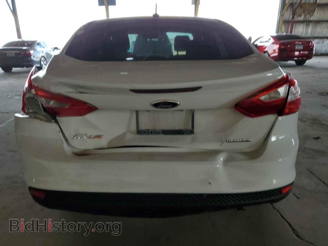 2014 FORD ALL Models - VIN: 1FADP3E25EL433608 - Фото 6