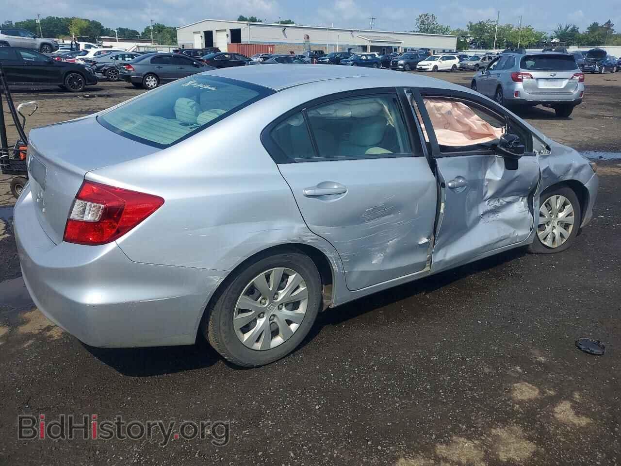 2012 HONDA CIVIC - VIN: 2HGFB2F5XCH586484 - Фото 3