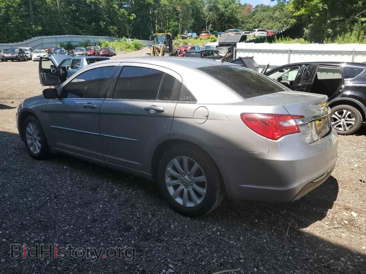 2013 CHRYSLER 200 - VIN: 1C3CCBBG4DN731697 - Фото 2