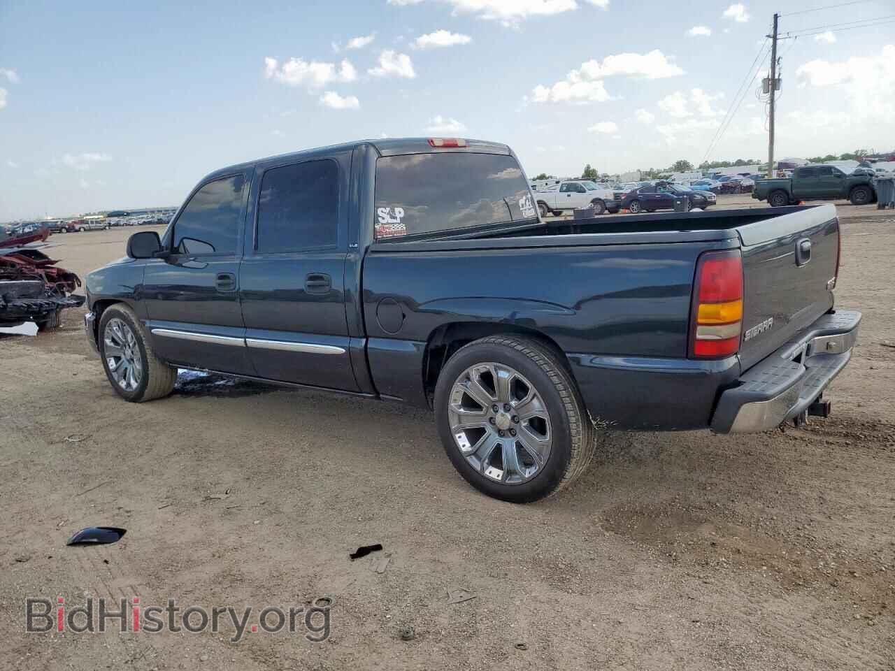 2005 GMC SIERRA - VIN: 2GTEC13T551367139 - Фото 2