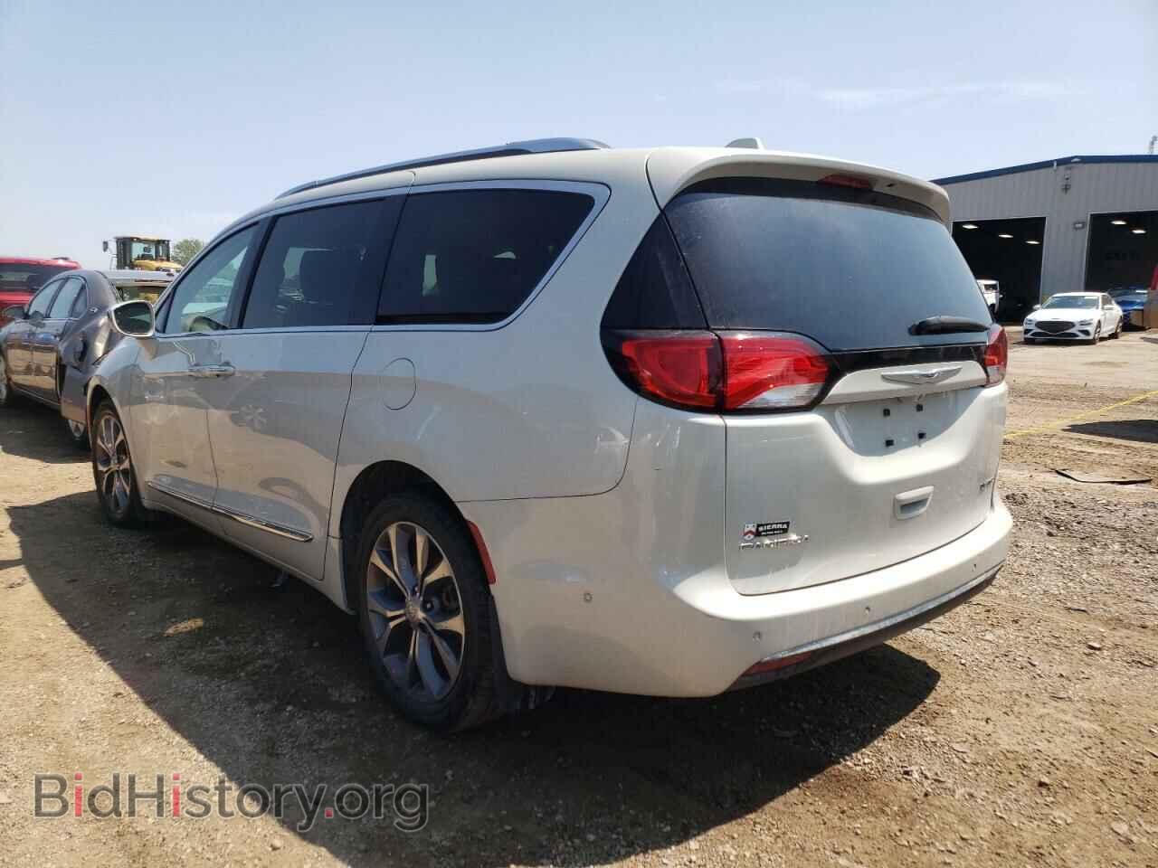 2017 CHRYSLER PACIFICA - VIN: 2C4RC1GG4HR603588 - Photo 2
