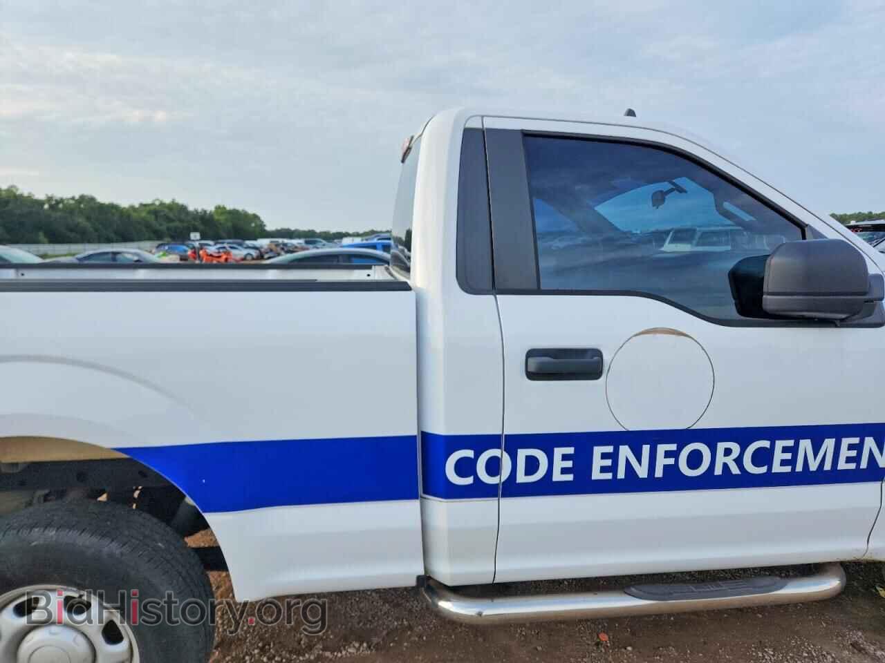 2020 FORD F150 - VIN: 1FTMF1E52LKD80817 - Photo 10