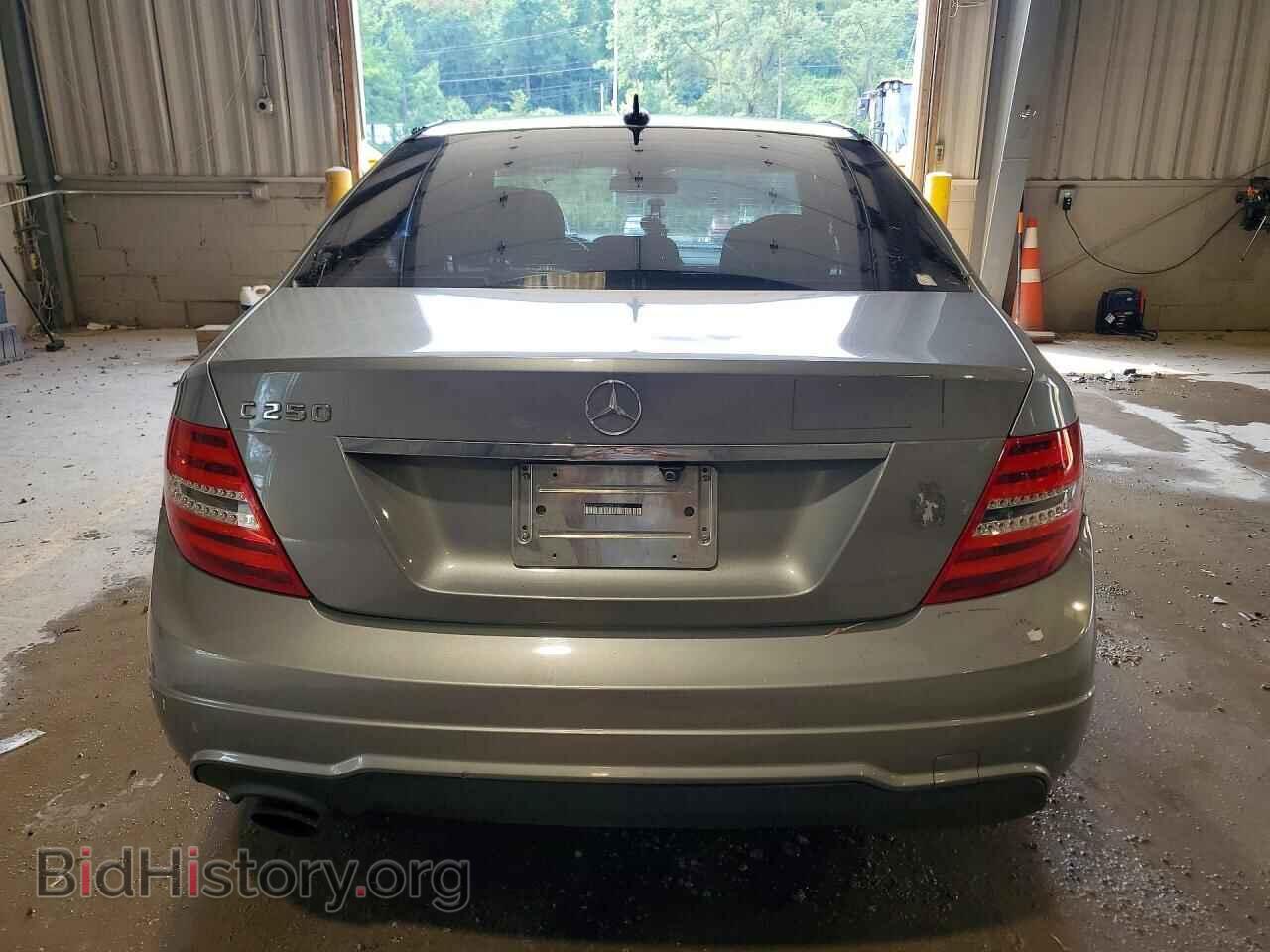 2012 MERCEDES-BENZ C-CLASS - VIN: WDDGF4HB3CA631937 - Фото 6