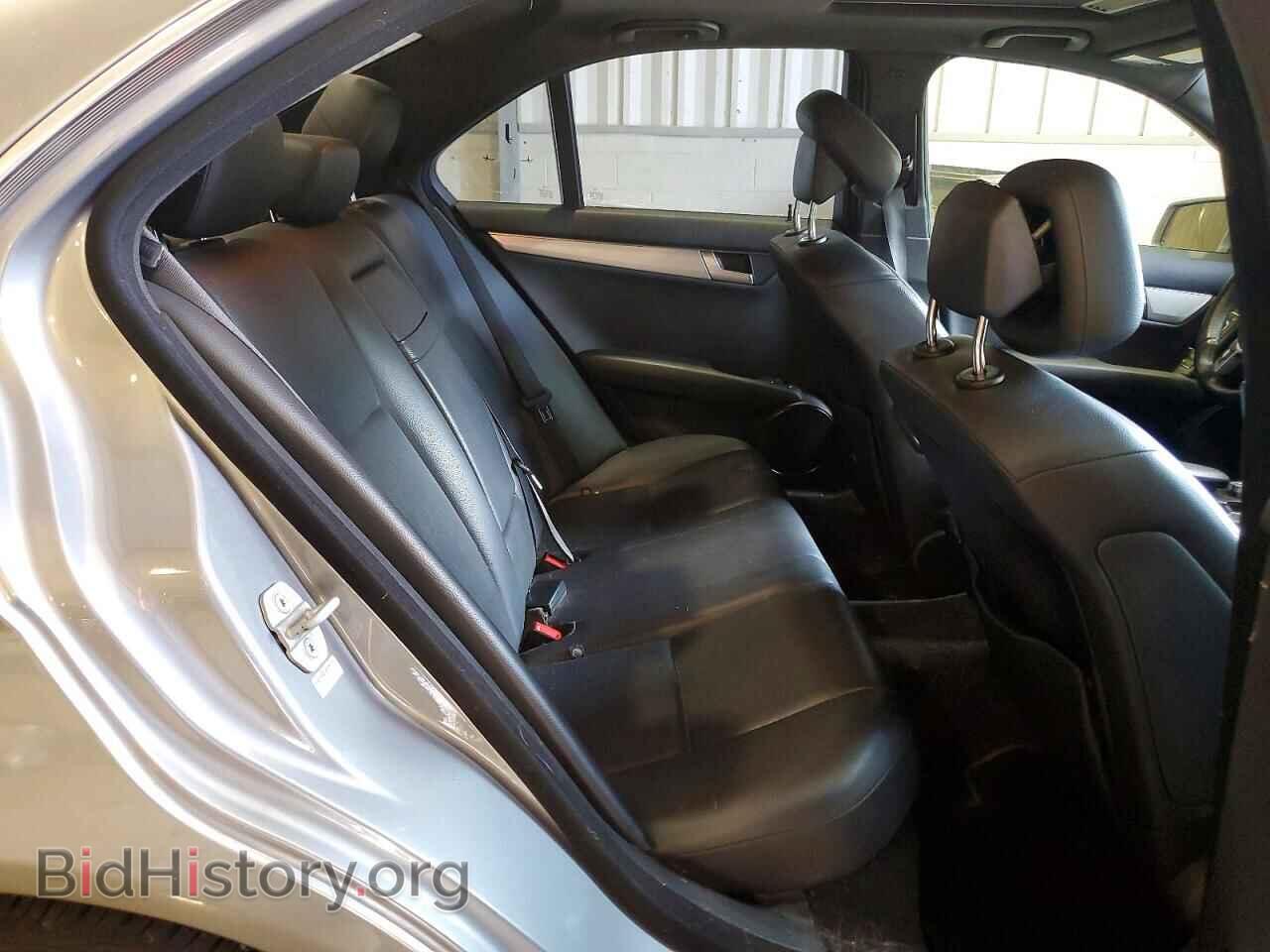 2012 MERCEDES-BENZ C-CLASS - VIN: WDDGF4HB3CA631937 - Фото 10
