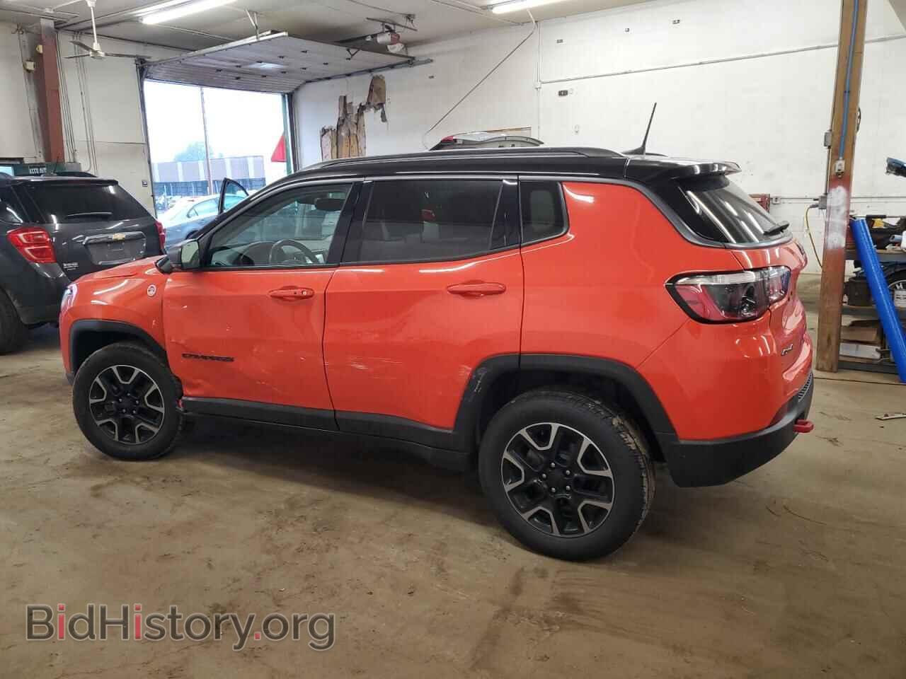 2019 JEEP COMPASS - VIN: 3C4NJDDB2KT668197 - Фото 2