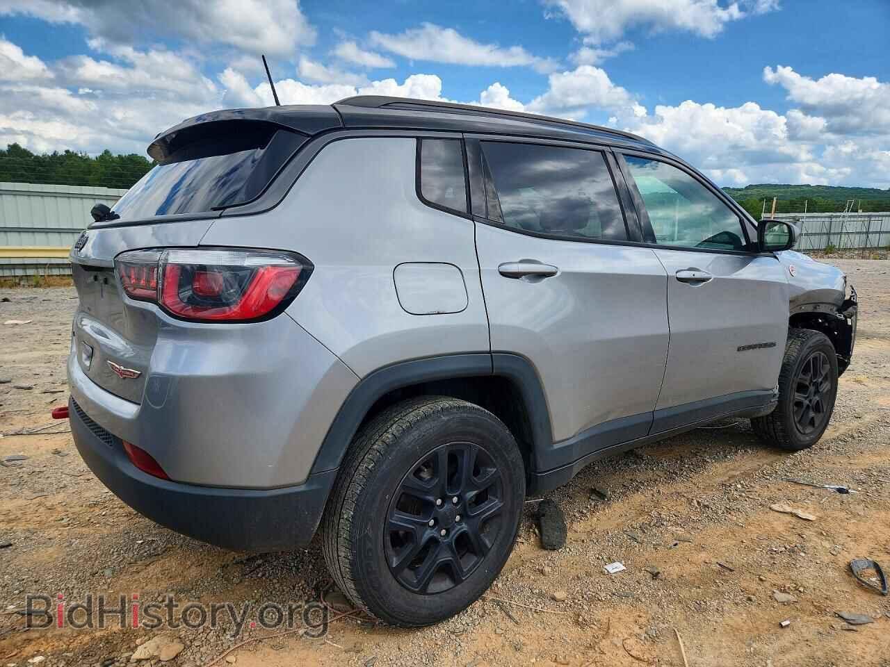 2019 JEEP COMPASS - VIN: 3C4NJDDB3KT669049 - Фото 3