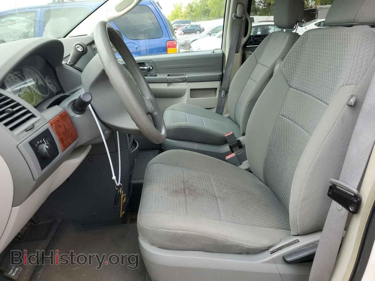 2009 CHRYSLER MINIVAN - VIN: 2A8HR44E39R607365 - Фото 7
