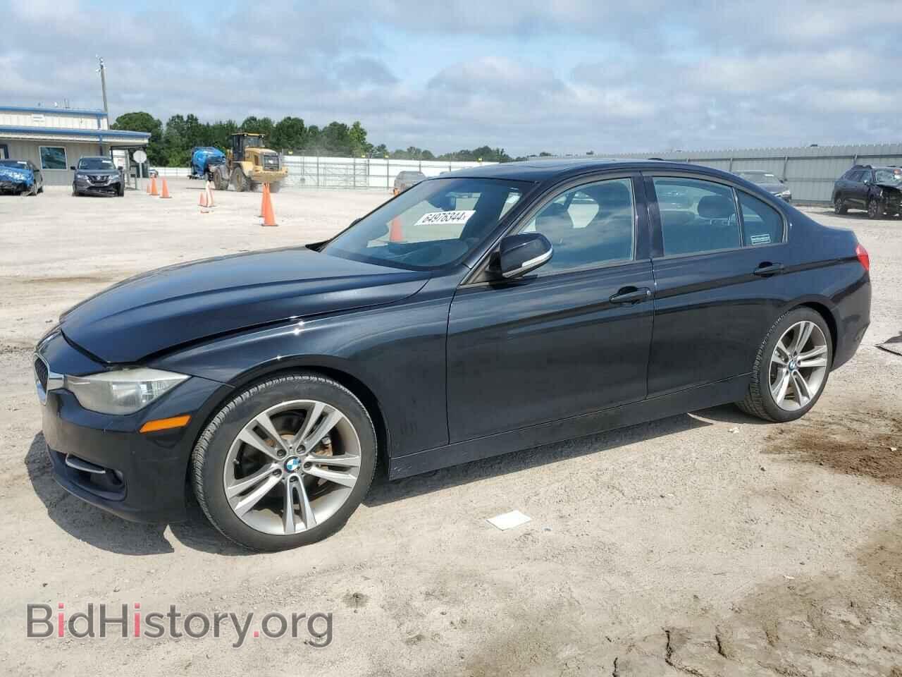 Photo WBA3A5C56DF357665 - BMW 3 SERIES 2013