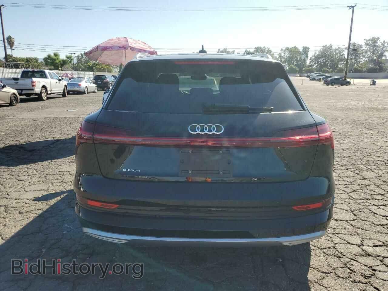 2019 AUDI E-TRON - VIN: WA1LAAGE5KB023079 - Photo 6