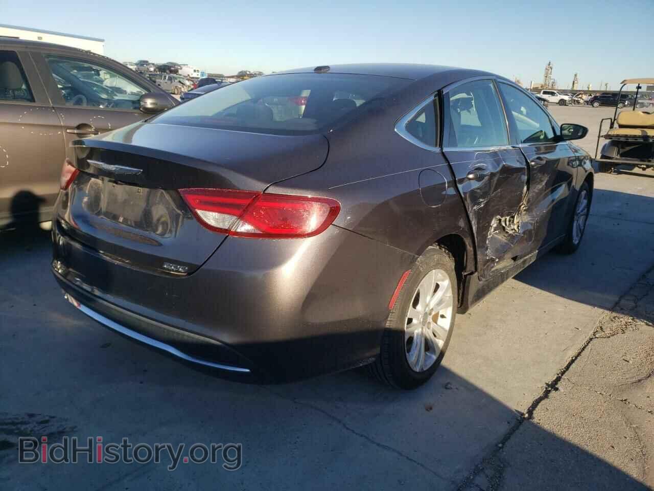 2016 CHRYSLER 200 - VIN: 1C3CCCAB7GN127724 - Photo 4