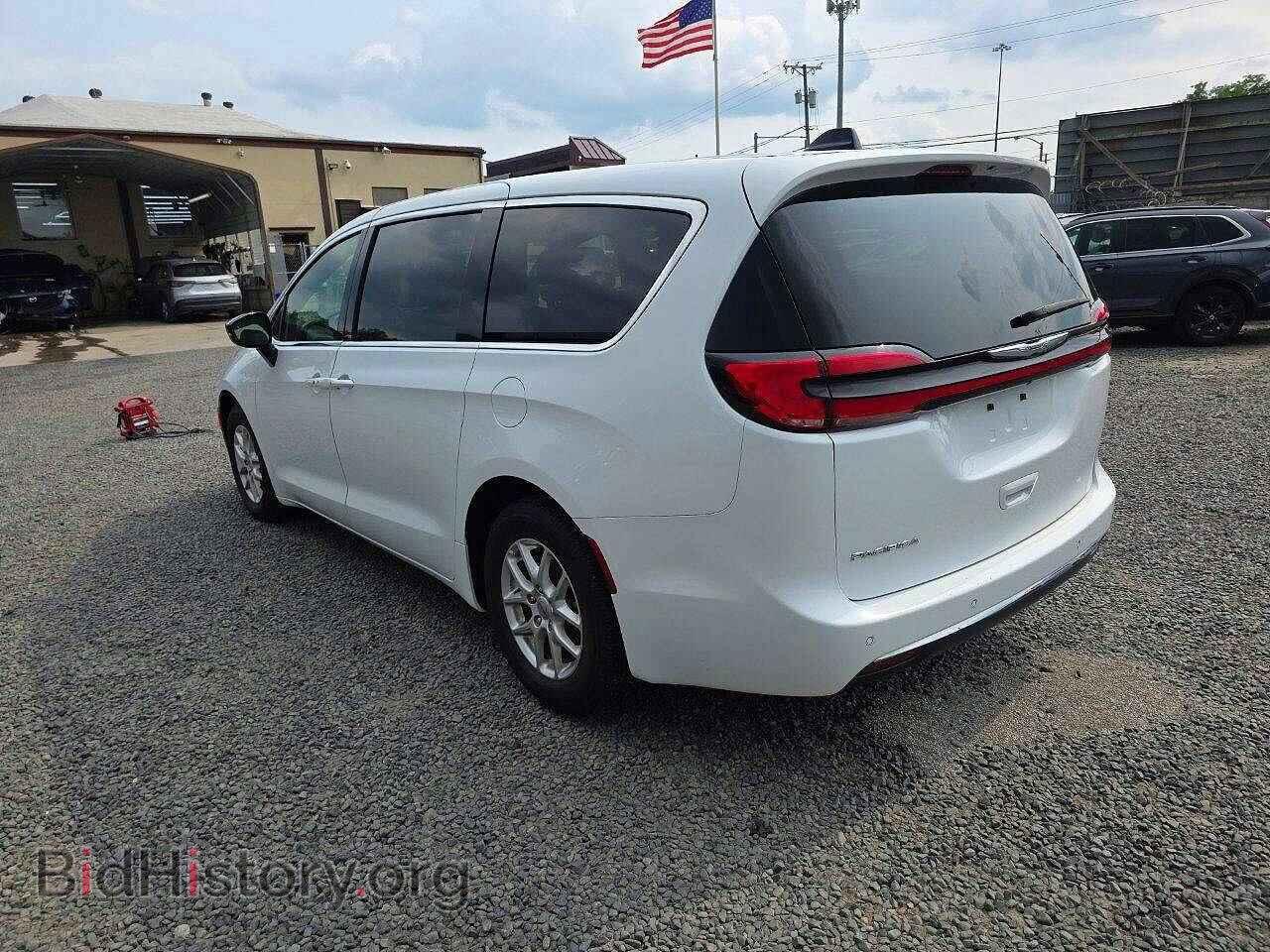 2025 CHRYSLER PACIFICA - VIN: 2C4RC1BG8SR512113 - Photo 2