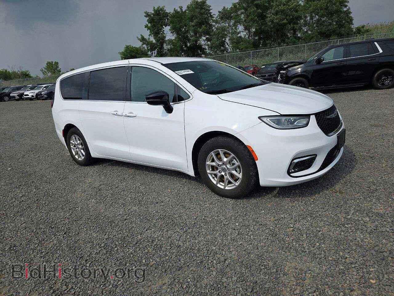 2025 CHRYSLER PACIFICA - VIN: 2C4RC1BG8SR512113 - Photo 3