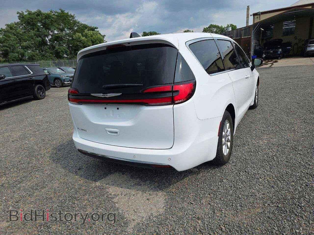 2025 CHRYSLER PACIFICA - VIN: 2C4RC1BG8SR512113 - Photo 4
