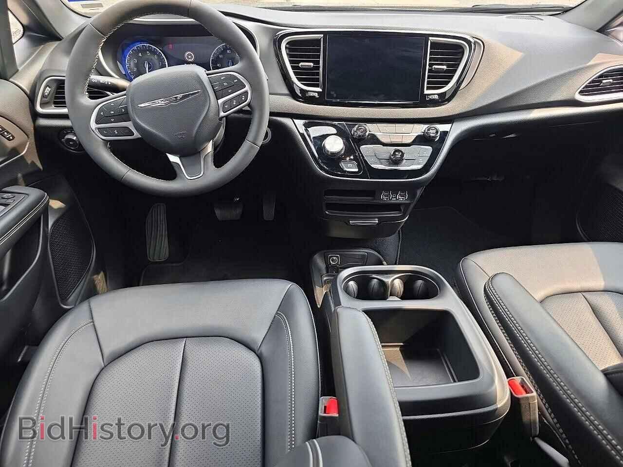 2025 CHRYSLER PACIFICA - VIN: 2C4RC1BG8SR512113 - Photo 9