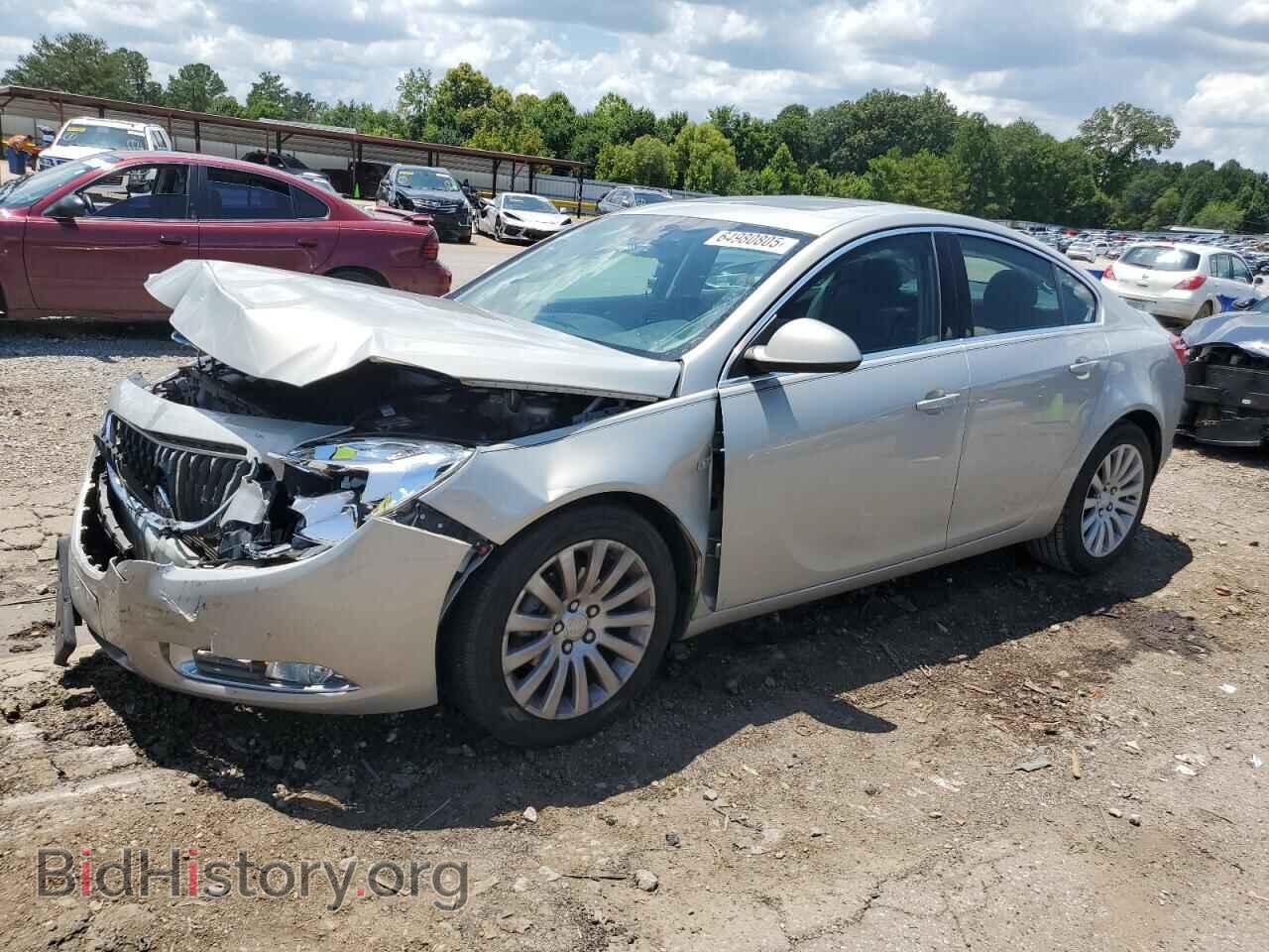 Photo W04GS5EC8B1041900 - BUICK REGAL 2011