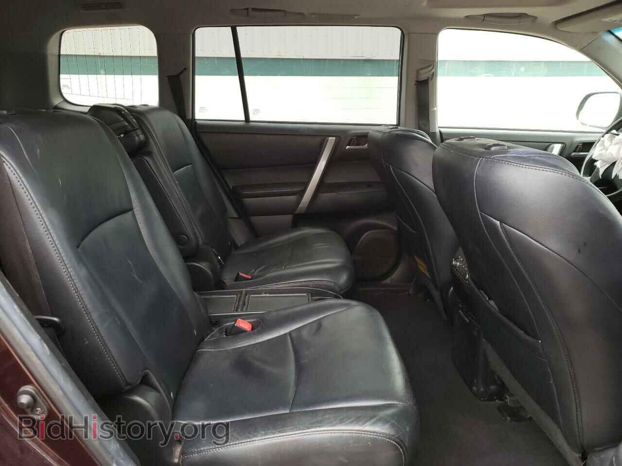 2013 TOYOTA HIGHLANDER - VIN: 5TDBK3EH8DS203806 - Фото 6